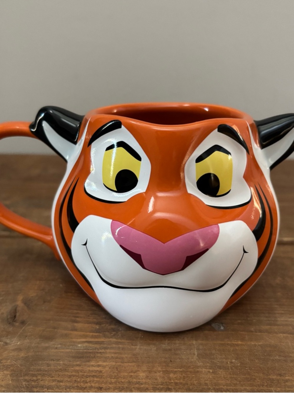 Disney Aladdin Raja Tiger Character Ceramic Mug Orange, White